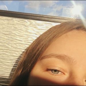 Meet your Posher, Maie